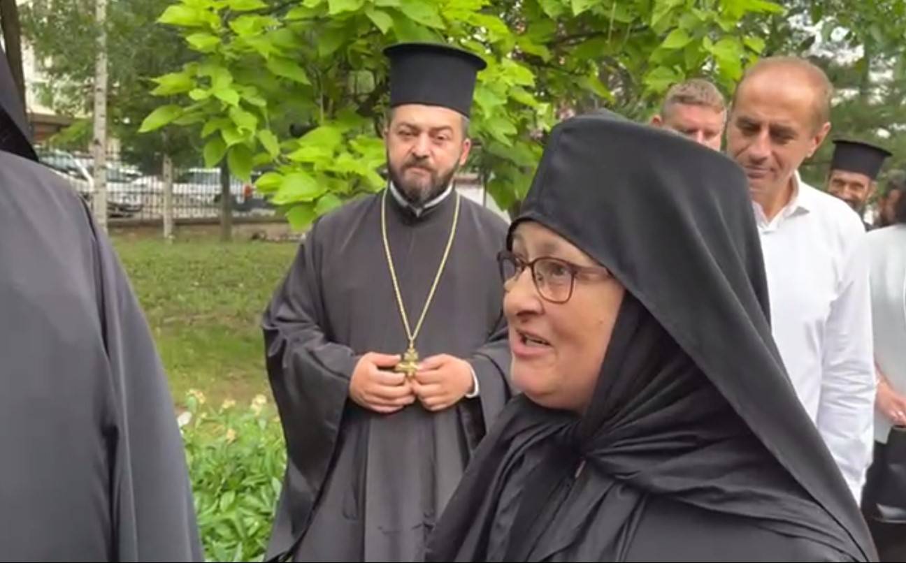  Игуменката на манастира в Кюстендил 